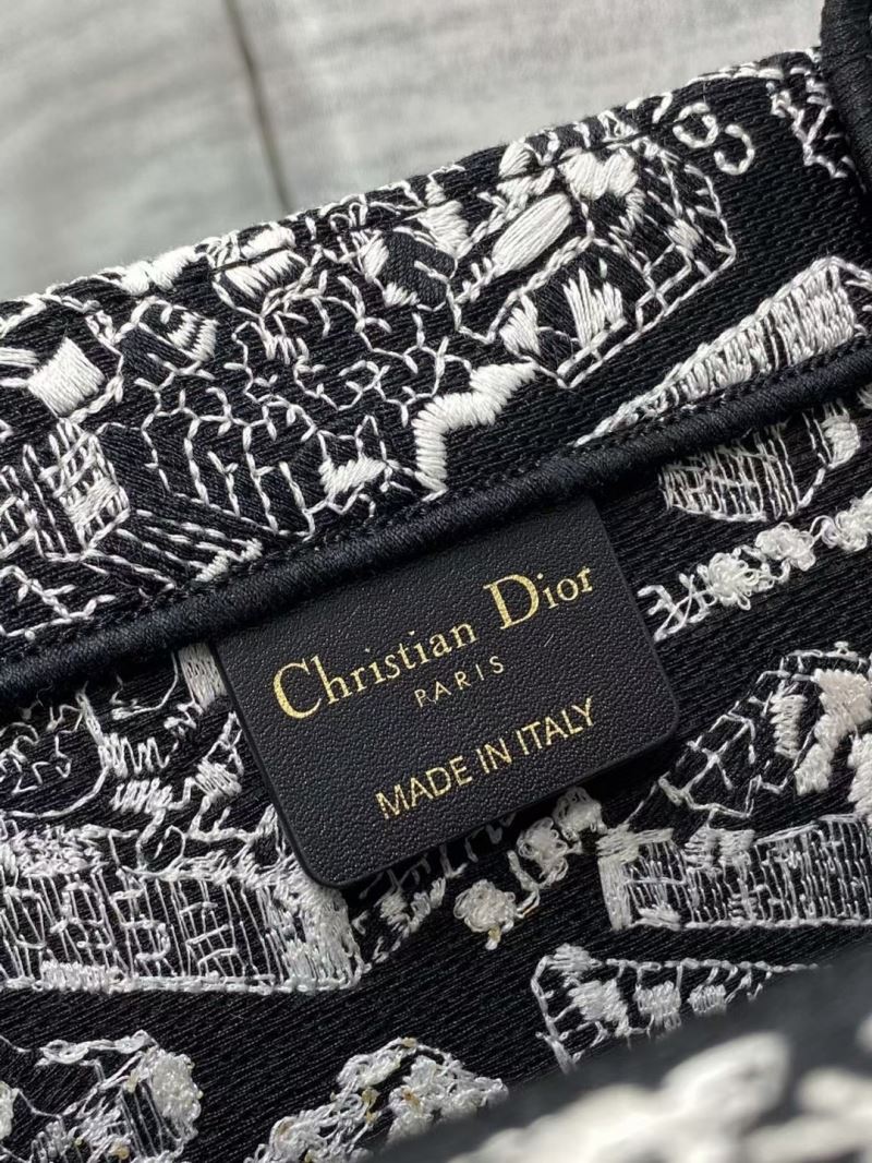 Christian Dior Shopping Bags